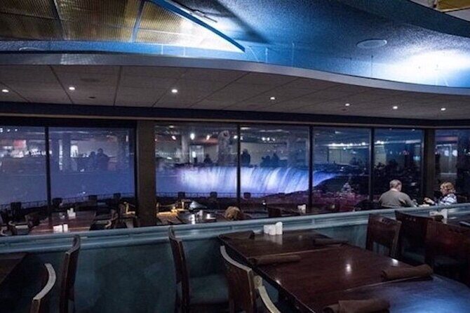 Niagara Falls Premium Night Tour: Fireworks Boat Cruise & Dinner - Setting the Scene: What This Tour Offers