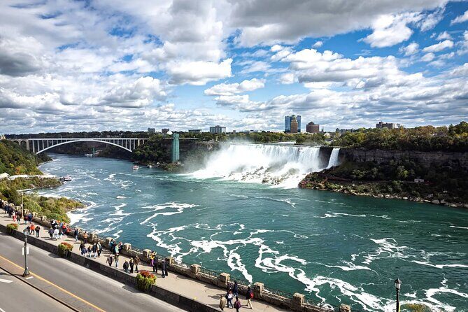Niagara Falls Private Day Tour with Hornblower Cruise from GTA - A Closer Look at the Tour