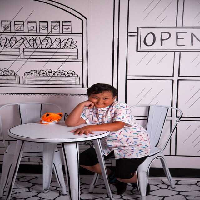 Niagara Falls: Ripley's Selfie Studios - Accessibility and Practicalities