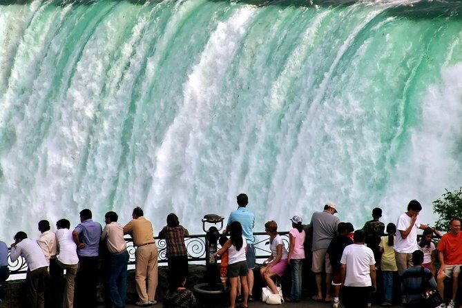Niagara Falls Sightseeing Day Tour from Toronto - An In-Depth Look at the Niagara Falls Day Tour