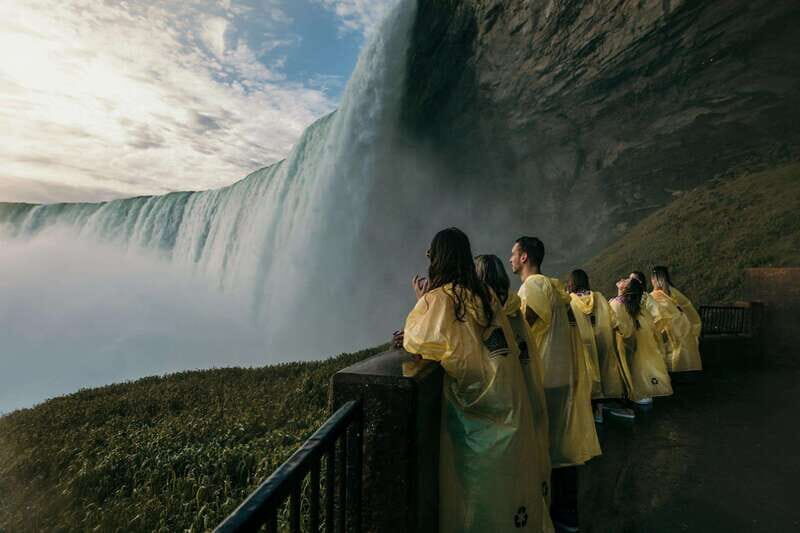 Niagara Falls: Small Group Tour with Wine Tasting and Cruise - A Closer Look at the Tour Itself
