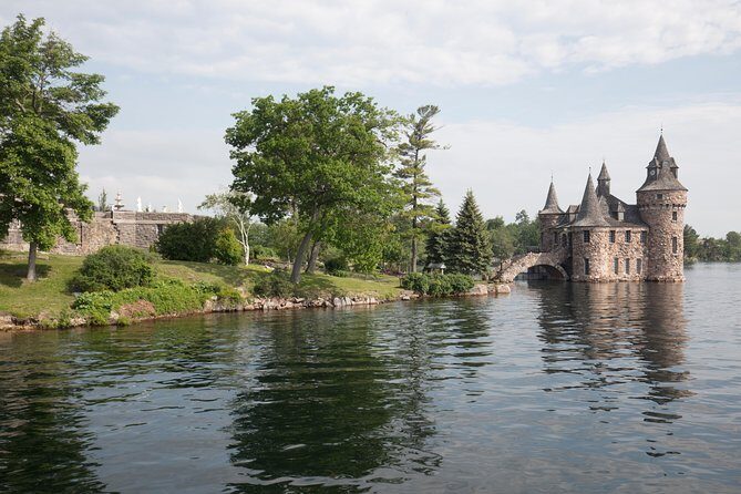 Niagara Falls, Toronto and 1000 Islands, 3 Day Tour from NYC - FAQ