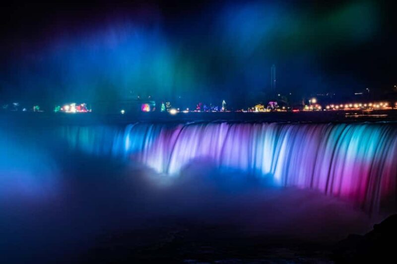 Niagara Falls, USA: Nightlight Experience with Fireworks - An Introduction to the Nightlight Experience with Fireworks