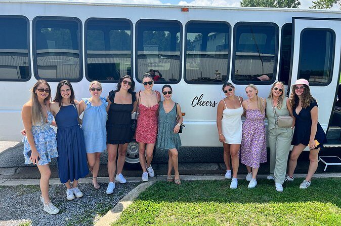 Niagara-on-the-Lake Early Afternoon Wine, Cheese and Spirits Tour - What Travelers Say