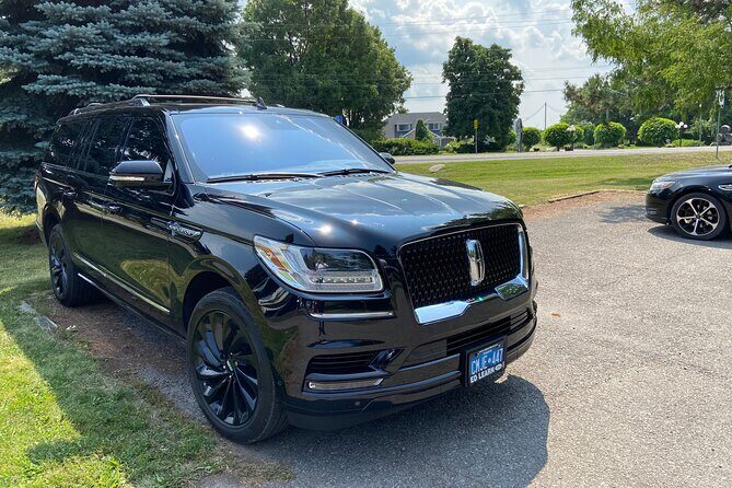 Niagara-on-the-Lake Private Wine and Dinner Tour in Private SUV - Key Points