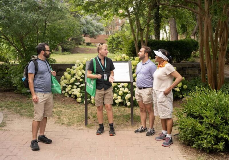 Niagara-on-the-Lake: Ultimate Canadian Food & Wine Tour - Who Will Love This Tour?