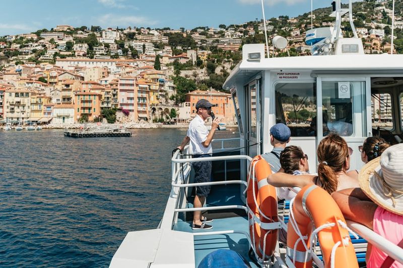 Nice: 1-Hour Sightseeing Cruise to Villefranche Bay - Back to Nice: Baie des Anges and the Promenade des Anglais From Water Level