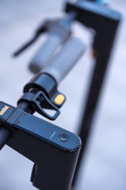 Nice: 1h30 E-scooter highlights tour - FAQs