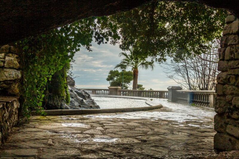 Nice: Old Town Treasures Walking Tour - Key Points