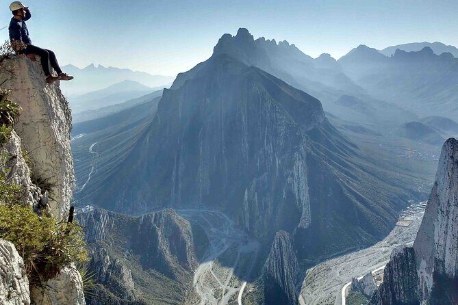 Nido de los Aguiluchos, Monterrey: Hiking + Rock Climbing + 3 Rappels - Key Points