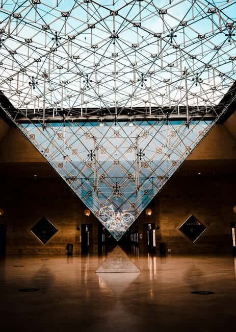 Night at the Louvre Museum: 6-people Max Guided Exploration - Practical Details and Booking