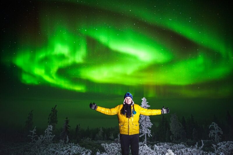 Night Snowshoeing Adventure under the Northern Lights - An In-Depth Look at the Snowshoeing Tour Experience