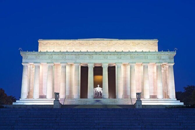 Night Tour with Washington Monument, Air & Space, African Museum - A Closer Look at the Tour Experience