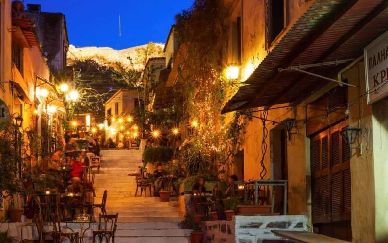 NIGHT WALK THROUGH PLAKA, MONASTIRAKI AND ANAFIOTIKA - Exploring the Itinerary in Detail