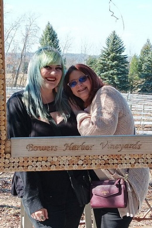 NON BUS Andie's VIP Traverse / Leelanau Peninsula Wine Tour - What Are the Downsides?