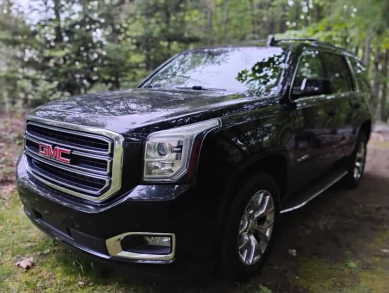 NON BUS BIRTHDAY Old Mission Peninsula Traverse Wine Tour - Key Points