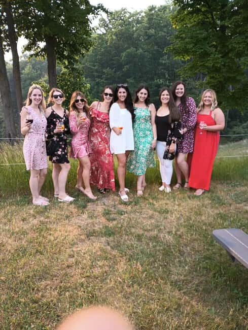 NON BUS Hawthorne Vineyards Traverse Old Mission Wine Tour - Final thoughts: Is this the right tour for you?