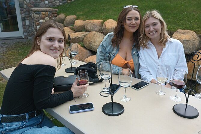 NON BUS Traverse City Singles Mingle Sunset Wine Distillery Tour - Discover the NON BUS Traverse City Singles Mingle Sunset Wine Distillery Tour