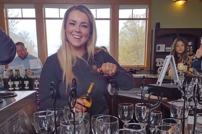 NON BUS VIP GMC Yukon Traverse Old Mission Peninsula Wine Tour - A Closer Look at the Tour Experience