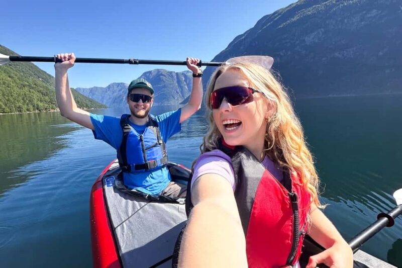 Nordfjordeid: Beginner Friendly Kayak Tour - Key Points