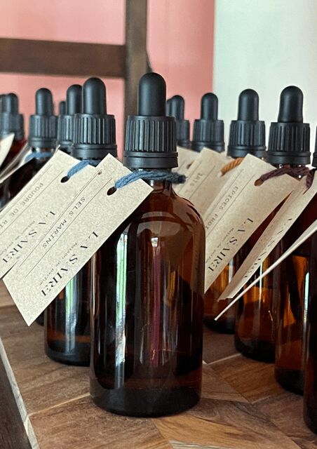 Normandy - Cherbourg : Custom Perfume Workshop - Key Points