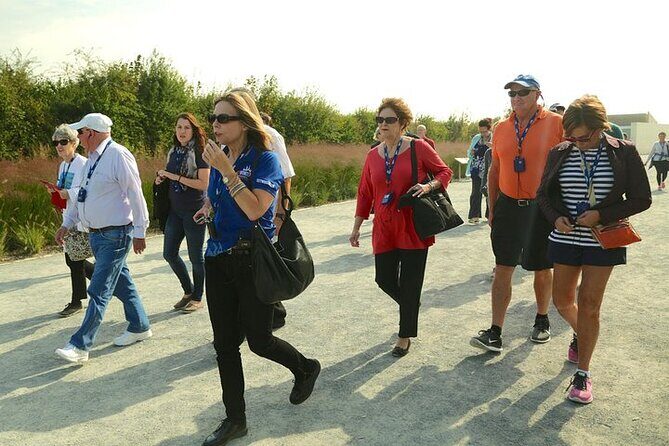 Normandy D-Day Sites & Cemetery Day Trip from Paris with Lunch - FAQ