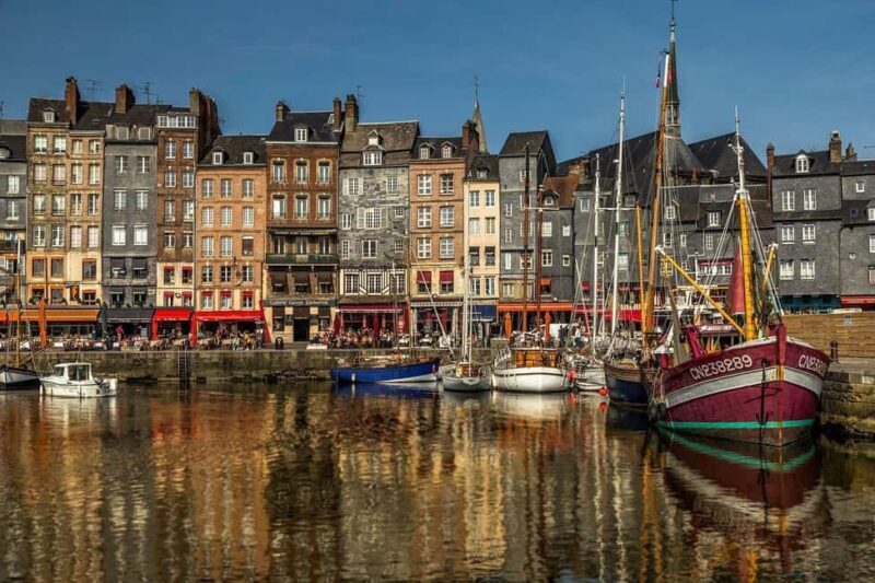 Normandy: Pays dAuge and Honfleur Private Tour - Exploring Honfleur: Artistic Inspiration and Historic Streets