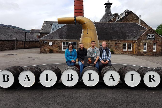North Highland Deluxe Whisky Tour with Castle Admission - The Guides and Overall Experience