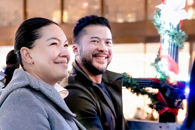 North Pole Express Bus Tour NYC Christmas Lights Experience - Is This Tour Right for You?