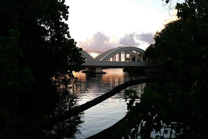 North Shore Stand-Up Paddleboard Lesson - FAQ