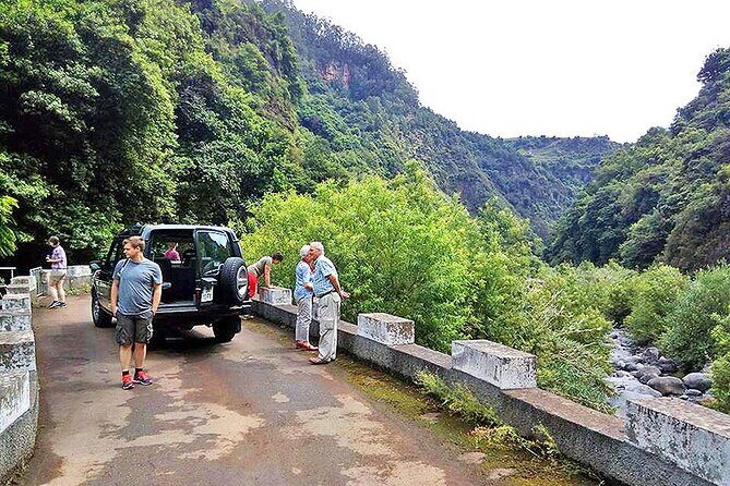 North Tour & Wine Tasting - 4x4 (Small Groups) - Who Would Love This Tour?