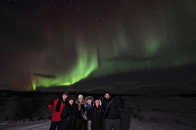 Northern Lights and Stargazing Small-Group Tour with Local Guide - What the Night Feels Like: Short Bursts of Activity, Long Calm Between