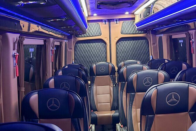 Northern Lights Chase minibus, portraits, toilet, meal, guarantee - Final Thoughts