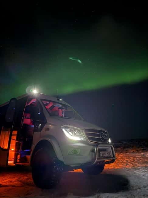 Northern Lights & Hot Choco: Private 4x4 Tour from Reykjavik - Key Points