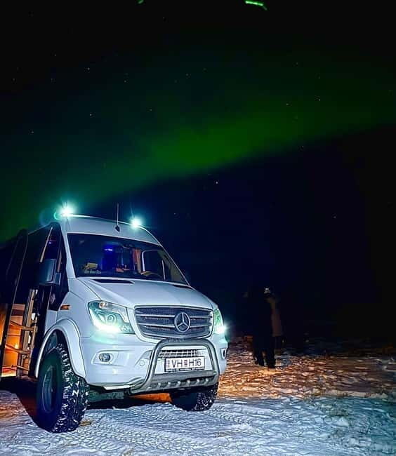 Northern Lights & Hot Choco: Private 4x4 Tour from Reykjavik - Price and Value