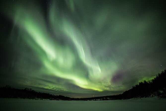 Northern Lights Hunt from Rovaniemi with Folk Tales and Snacks over Campfire - What to Expect on the Tour