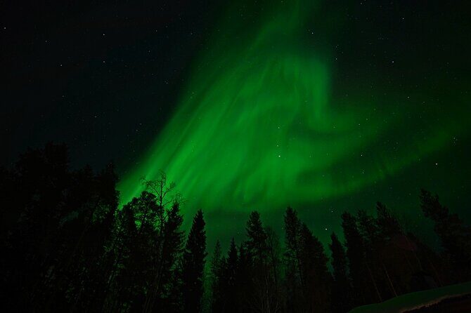 Northern Lights Hunting in Lappish old cottage - Who Should Consider This Tour?