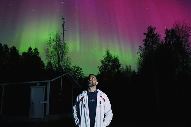 Northern lights hunting photo tour with bbq; small groups - Key Points