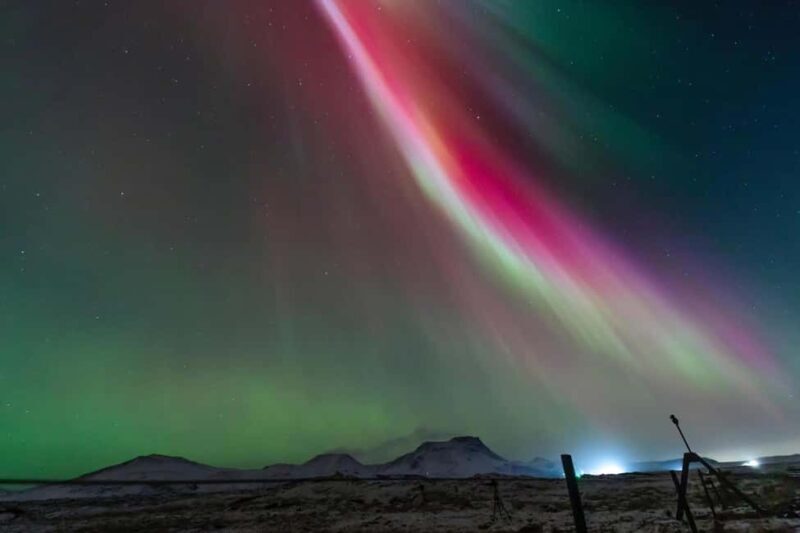 Northern Lights in Super Jeep, Photos, Hot Cocoa, Pastries - Who Will Love This Tour?