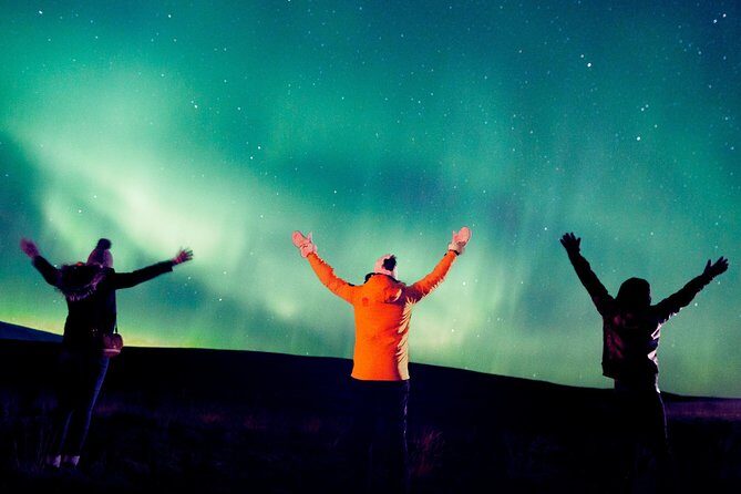 Northern Lights Small Group Tour from Reykjavik with Free Photos - Cost-Benefit Analysis
