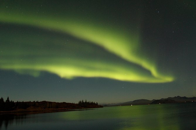 Northern Lights Superjeep Tour from Reykjavik - Chasing the aurora: what guides actually do during the hunt