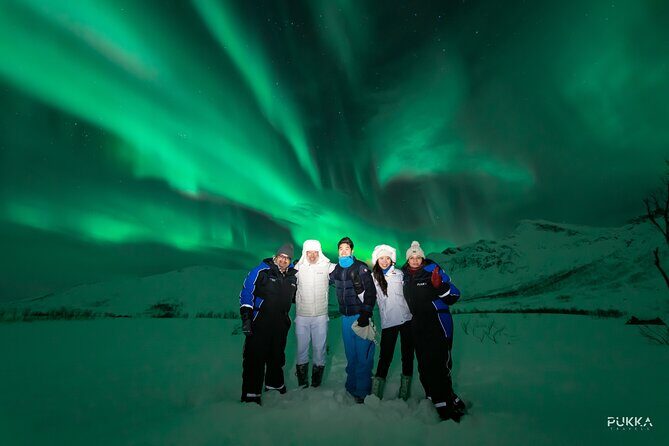 Northern Lights x Mini Bus Chase - Authentic Traveler Insights