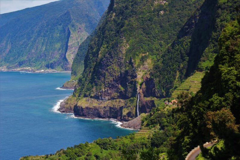 NorthWest's 50 shades of green, rock pools & waterfalls Tour - The Cost and What You Get