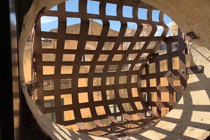 Note: The Timeless Charm of Baroque Beauty - Accessibility & Practical Considerations