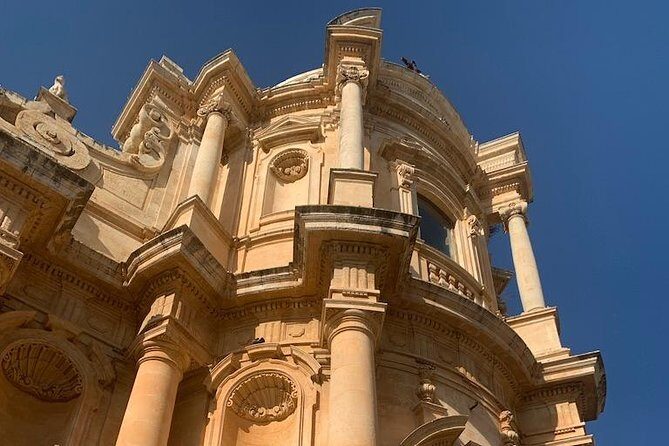 Note: The Timeless Charm of Baroque Beauty - Who Should Consider This Tour?