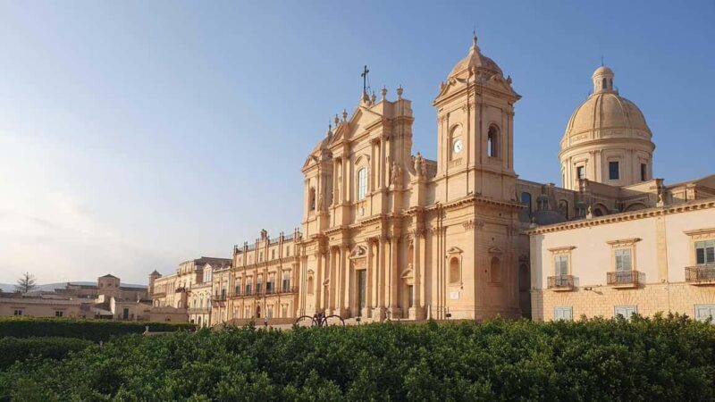 Noto Guided Walking Tour - Key Points