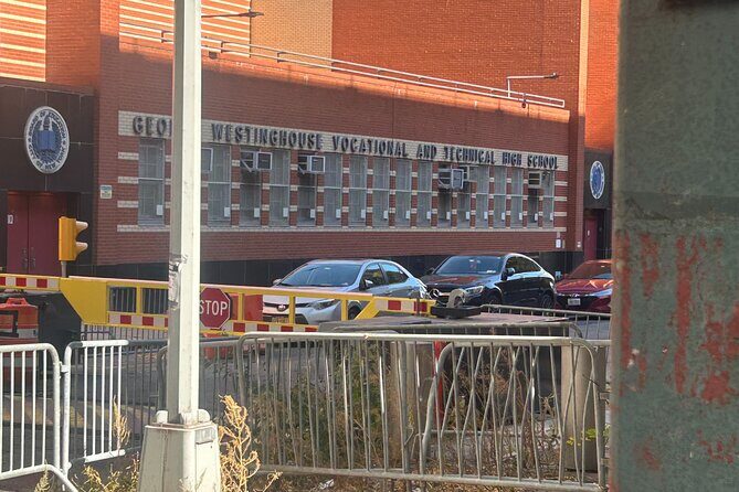 Notorious Walking Tour: Biggie Smalls' Life & Legacy in Brooklyn - Key Points