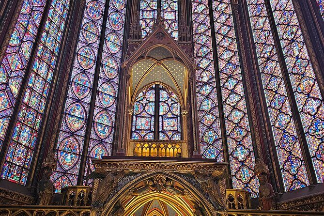 Notre Dame Paris outdoor Tour with Crypt Entry - A Deep Dive into the Tour Itinerary