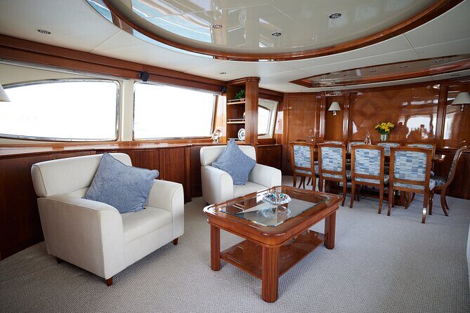 Number Juan 100ft Yacht Azimut Rental - Who Should Consider This Tour?