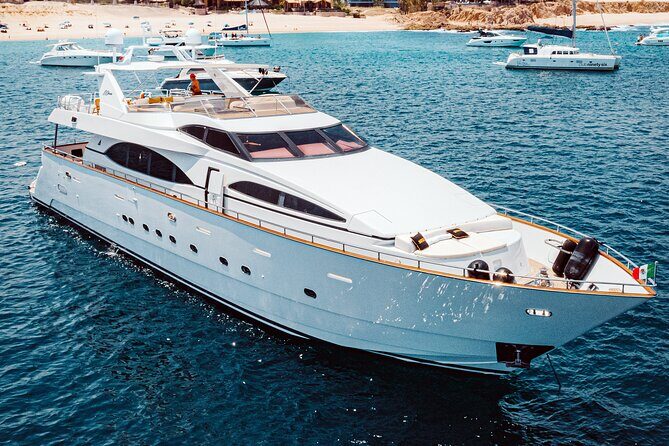 Number Juan 100ft Yacht Azimut Rental - FAQ